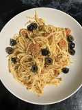Tallarines con pesto de almendras