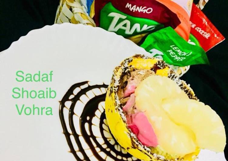 Recipe of Super Quick Homemade Ice cream with fruits in chocolate bowl