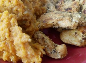 Una foto de Recortes de pechuga de pollo adobado