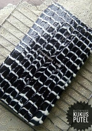 Foto resep Brownies Kukus Putih Telur (Enak Moist)