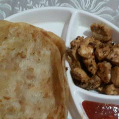 A picture of Chicken tikka cube.