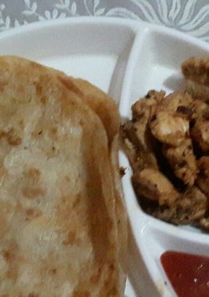 A picture of Chicken tikka cube.