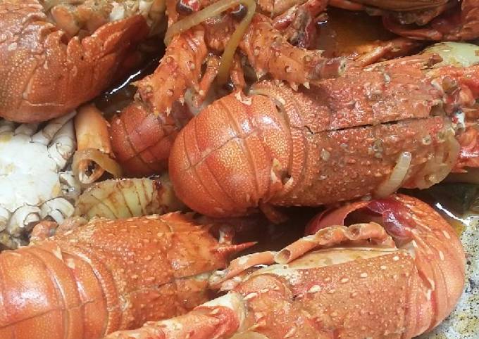 Lobster saus tiram pedas