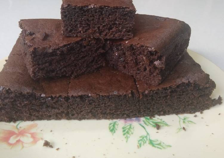 Eggless brownie