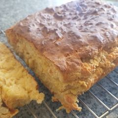 A picture of Corn Bread.