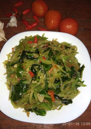Foto resep Oseng Labu Siam daun mlinjo