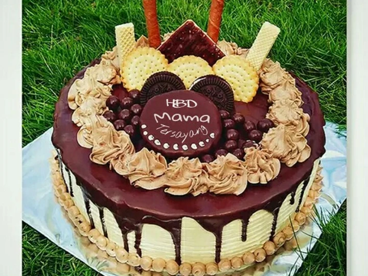 Langkah Mudah untuk Membuat Resep  Kue Ulang Tahun Coklat Leleh yang Lezat, Enak Banget