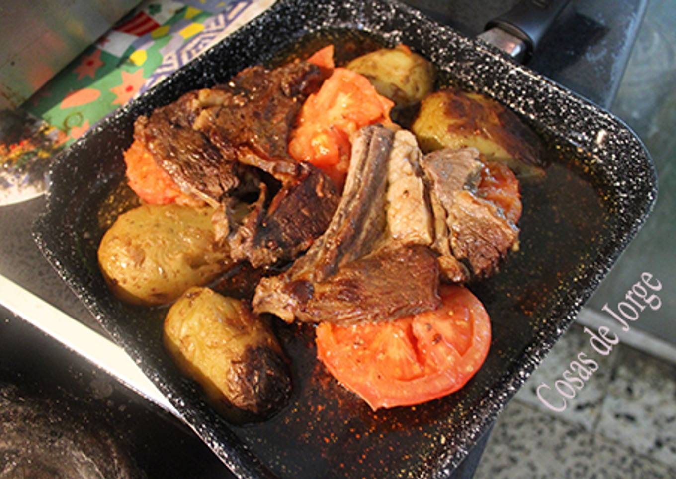 Chuleton con sobras de patatas