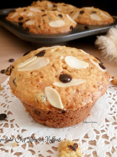 Foto resep Chocolate Chip Almond Muffins