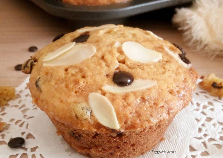 Chocolate Chip Almond Muffins