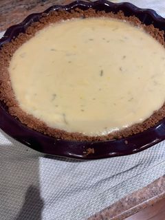 A picture of Key lime pie.