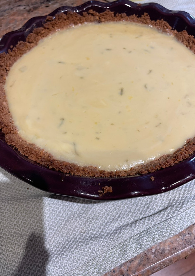 A picture of Key lime pie.