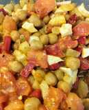 Ensalada templada exprés de garbanzos