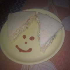 A picture of Cold yoghurt sandwich.