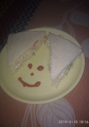 A picture of Cold yoghurt sandwich.