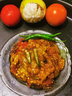 ढाबा स्टाइल बैंगन भरता (Dhaba style baingan bharta recipe in hindi) रेसिपी मुख्य फोटो