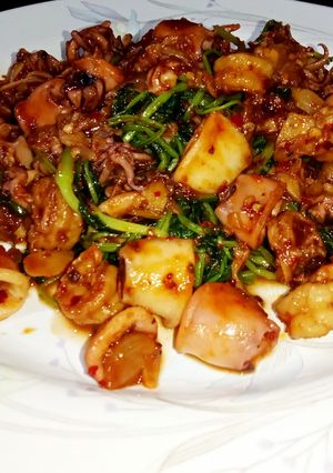 Foto resep Tumis Pedas Baby Caisim Seafood
