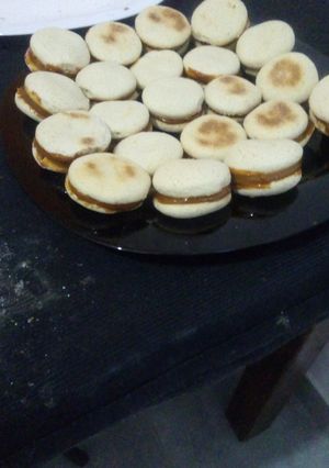 Una foto de Alfajores de maicena facilísimos 🙌