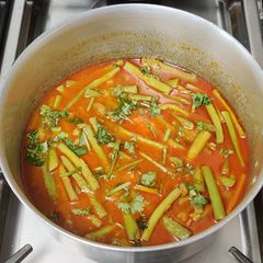 A picture of Prawn and Bangladeshi straight-bean(lotha) Curry.