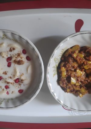 A picture of Banana Peel Stir fry And Dessert Raita.
