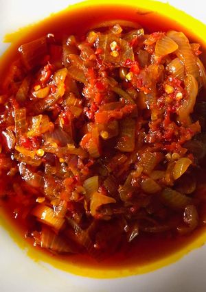 A picture of Palm oil sauce.