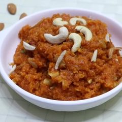 A picture of Instant Gajar Halwa In Pressure Cooker (Quick 30 minutes).