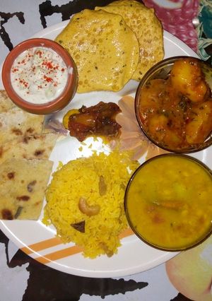 পুজোর থালি (pujor thali recipe in Bengali) রেসিপির প্রধান ছবি