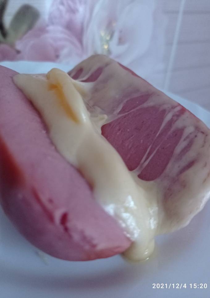 Сардельки фаршировані