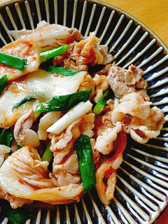 泡菜炒豬五花 的食譜成品照片
