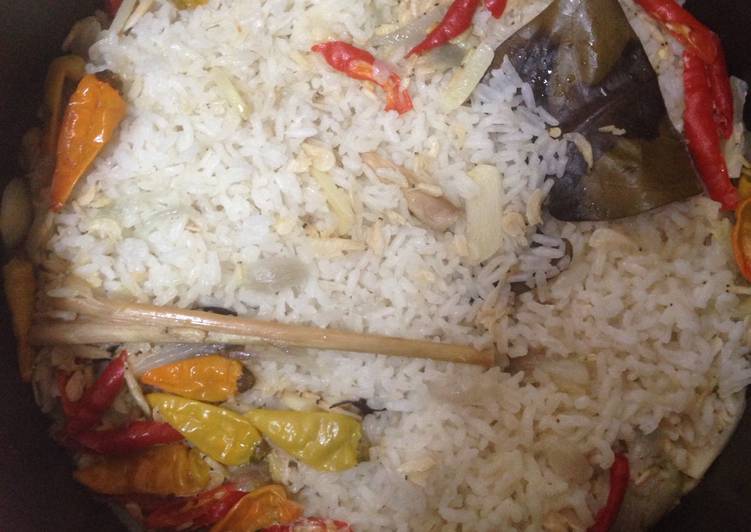 Bagaimana Membuat Nasi liwet simpel ricecooker 🍛🍛, Menggugah Selera