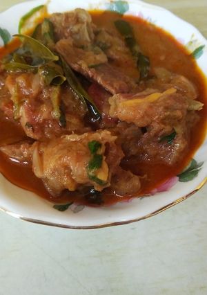 சின்ன வெங்காயம் மட்டன் கிரேவி(mutton gravy recipe in tamil) செய்முறை முக்கிய புகைப்படம்