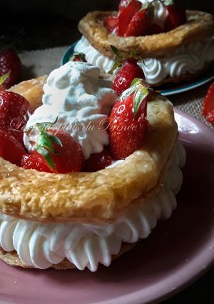 Une photo de Feuilleté aux fraises
