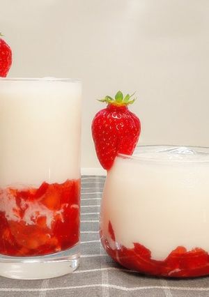 Foto resep Cara Membuat Strawberry Milk | Resep Enak!