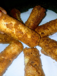 A picture of Cheesy bread sticks.