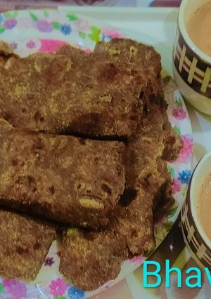 चटपटा रागी पराठा (chatpata ragi paratha recipe in Hindi) रेसिपी मुख्य फोटो