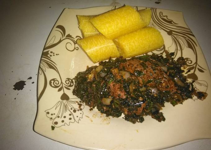 Boiled Plantain with Minced Meat & smoked Fish Veggie Sauce
