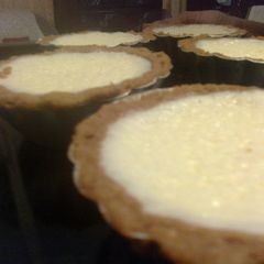 A picture of Mini Key Lime Pie.