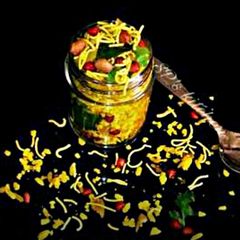 A picture of Indori poha.