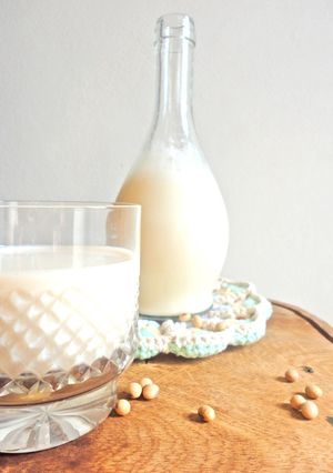 Una foto de Leche de soja casera - Muy fácil y con todos los trucos para que salga PERFECTA!