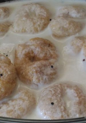 দই বড়া (Dahi Vada recipe in Bengali) রেসিপির প্রধান ছবি