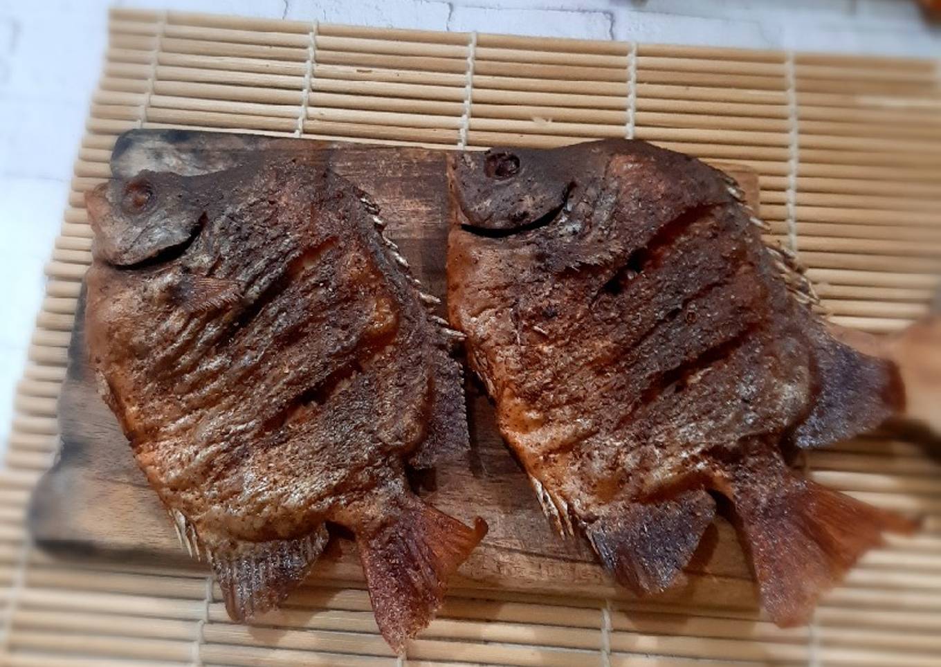 319. Ikan Baronang Goreng Garing