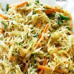 A picture of Som tum salad or raw papaya salad.