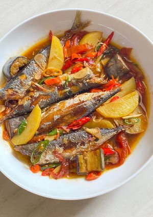 Foto resep Ikan pindang kentang terong masak kecap