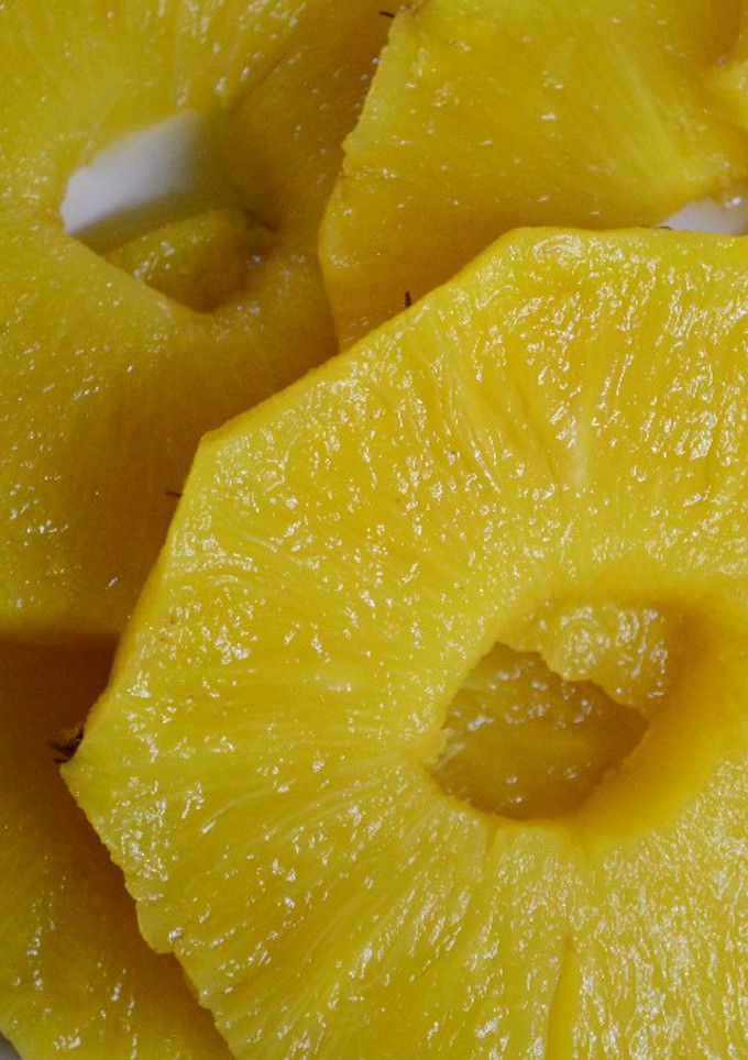 Una foto de Piña en almíbar