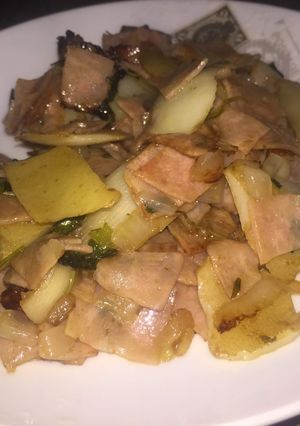 Foto principal de Cáscaras de papa con jamón