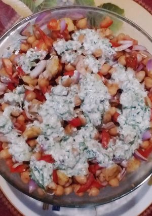 A picture of Chana Chat.