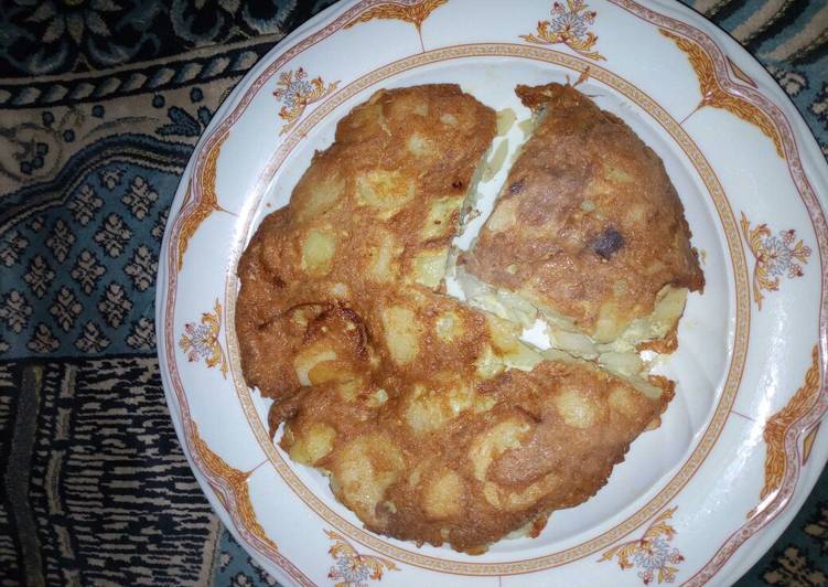 Steps to Prepare Appetizing Potato omelette | Simple Recipe For Beginner