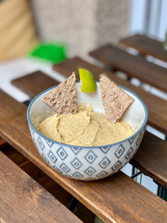 Una foto de Hummus de garbanzos