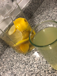 Una foto de Infusión limón jengibre