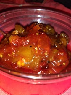 টোম্যাটো, খেজুর ও আমসত্ত্বের চাটনি (tomato,khejur o aamsatwo chutney recipe in Bengali) রেসিপির প্রধান ছবি